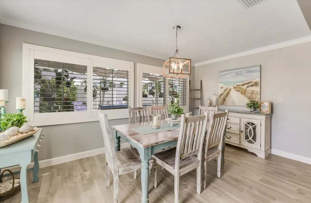 1657 Atlanta Plaza Drive Sanibel FL 33957