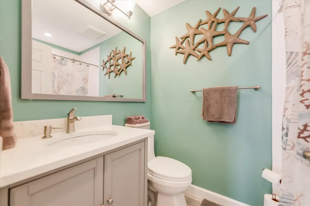 1657 Atlanta Plaza Drive Sanibel FL 33957