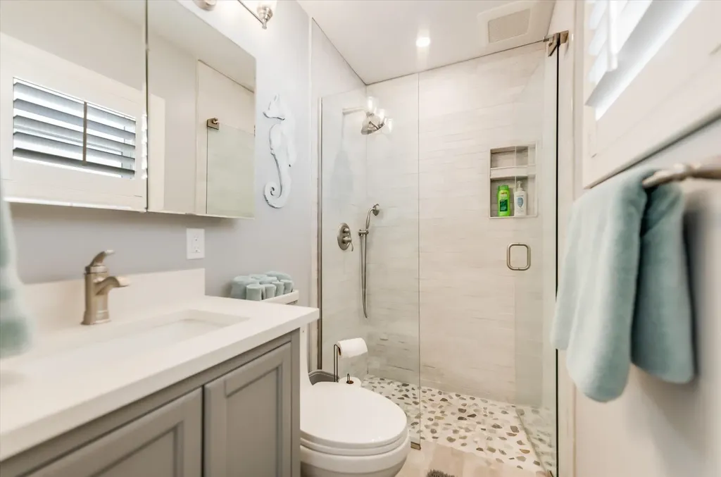 1657 Atlanta Plaza Drive Sanibel FL 33957