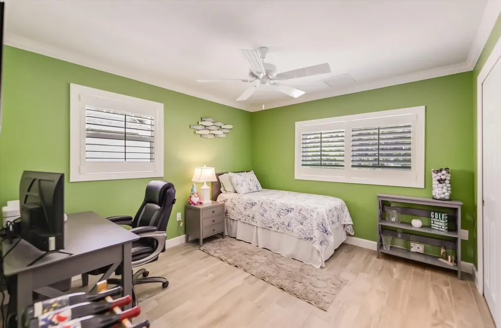 1657 Atlanta Plaza Drive Sanibel FL 33957