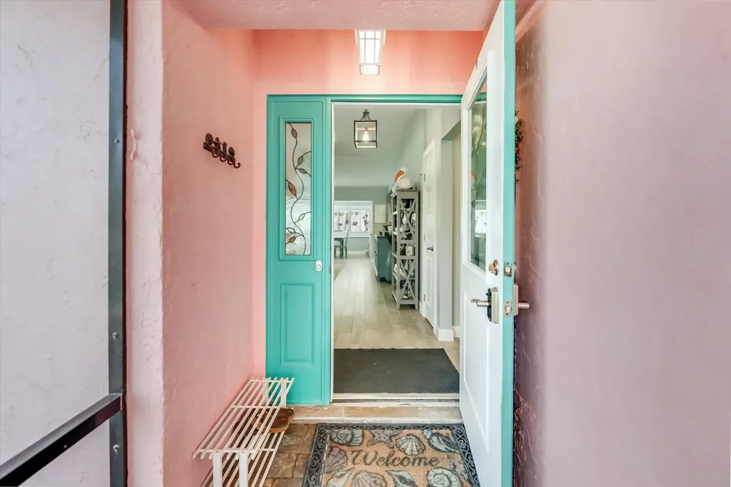 1657 Atlanta Plaza Drive Sanibel FL 33957