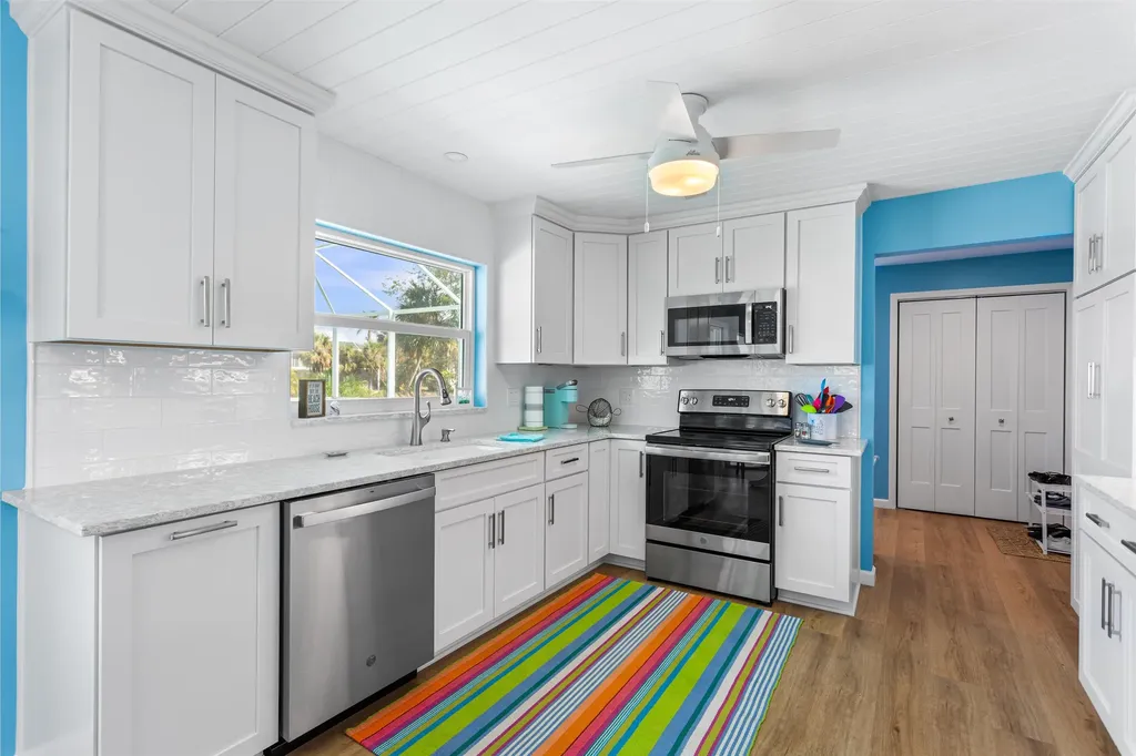 566 Boulder Drive Sanibel FL 33957