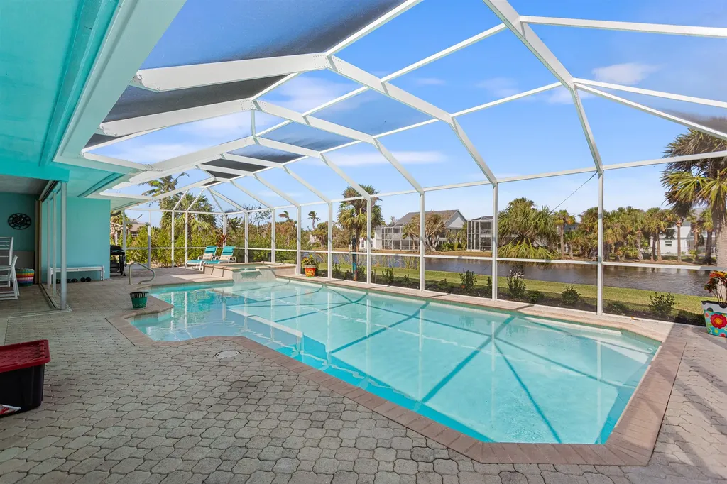 566 Boulder Drive Sanibel FL 33957