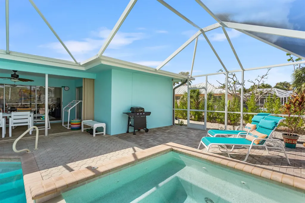 566 Boulder Drive Sanibel FL 33957
