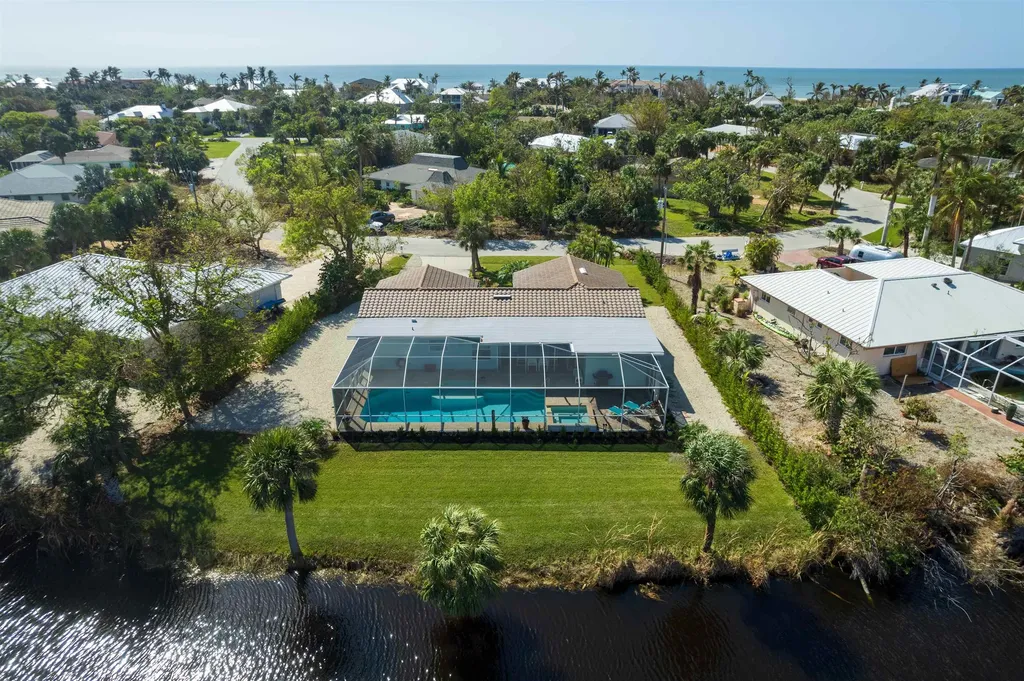 566 Boulder Drive Sanibel FL 33957