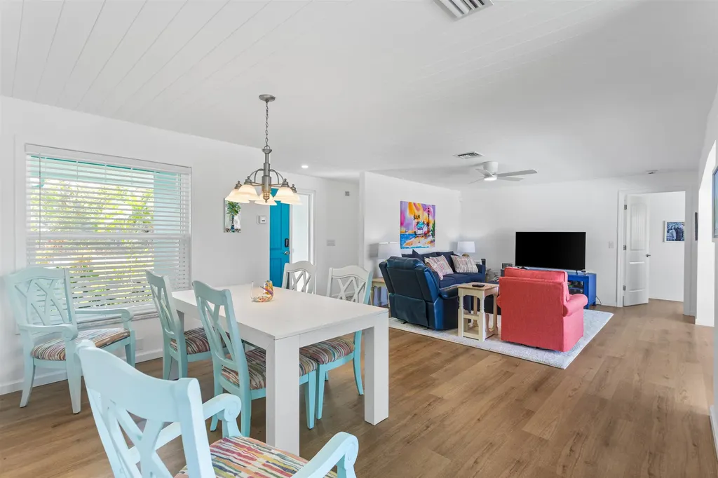 566 Boulder Drive Sanibel FL 33957