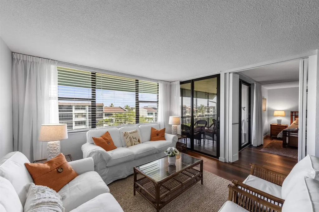 979 E Gulf Drive Sanibel FL 33957