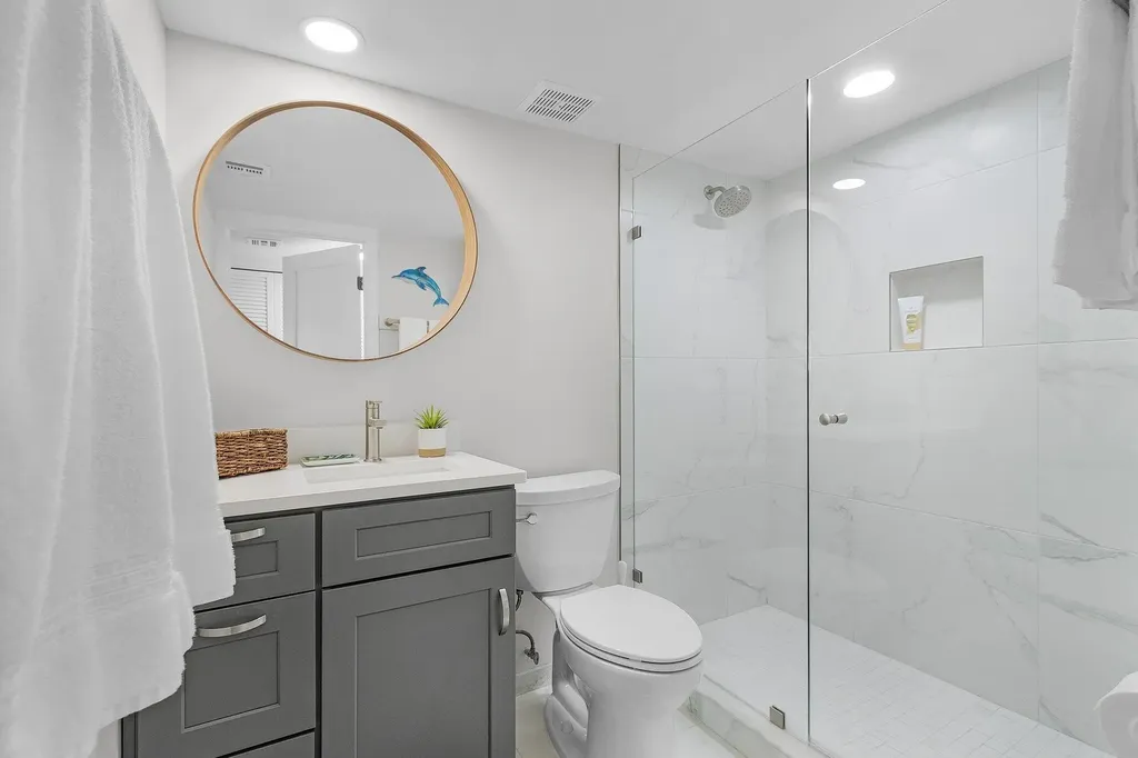 979 E Gulf Drive Sanibel FL 33957