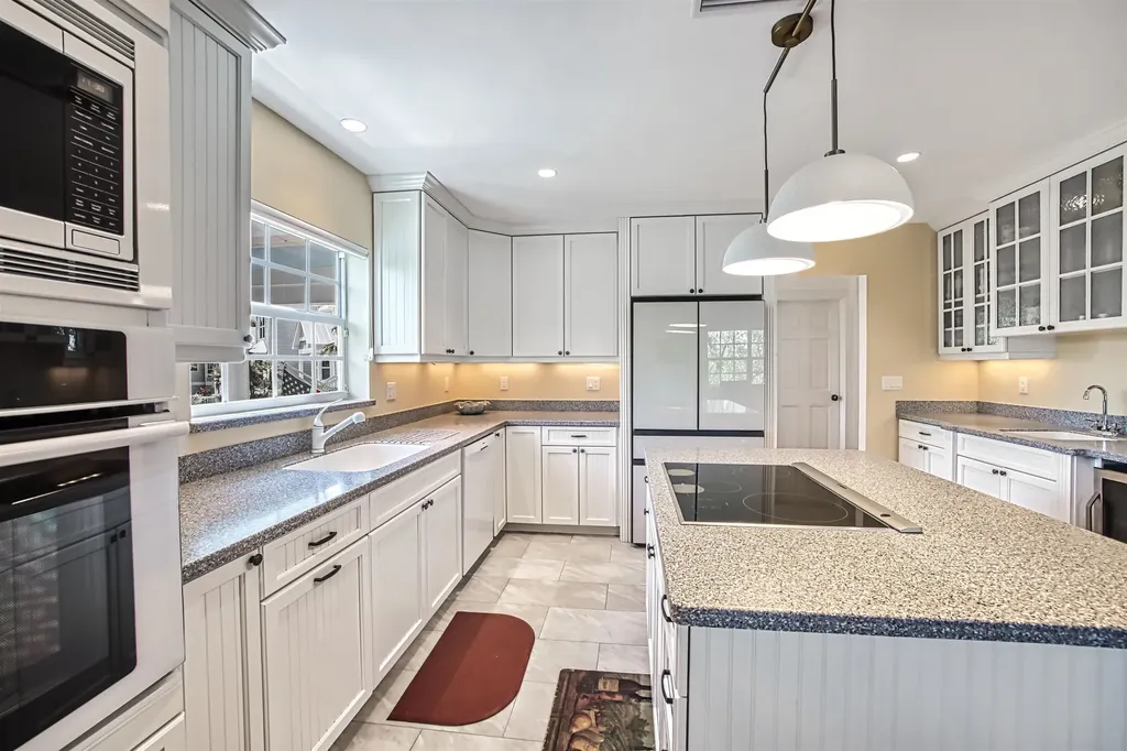 5438 Shearwater Drive Sanibel FL 33957