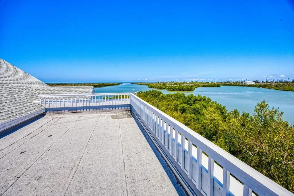 5438 Shearwater Drive Sanibel FL 33957