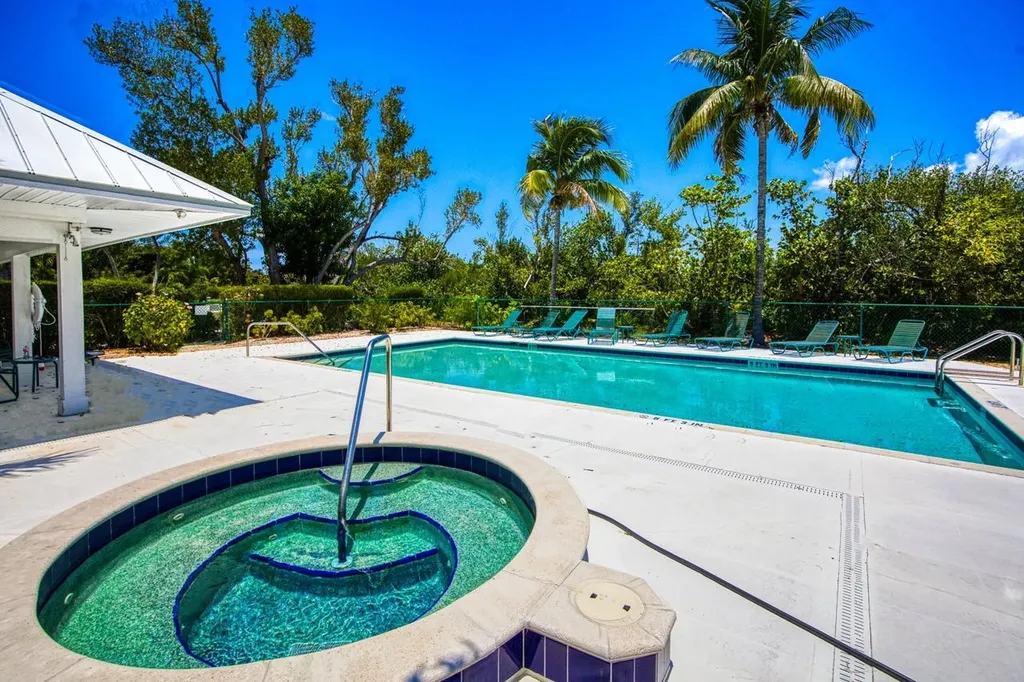 5438 Shearwater Drive Sanibel FL 33957