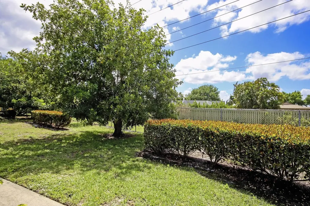 8849 Somerset Boulevard Fort Myers FL 33919
