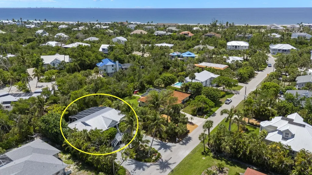 1062 S Yachtsman Drive Sanibel FL 33957