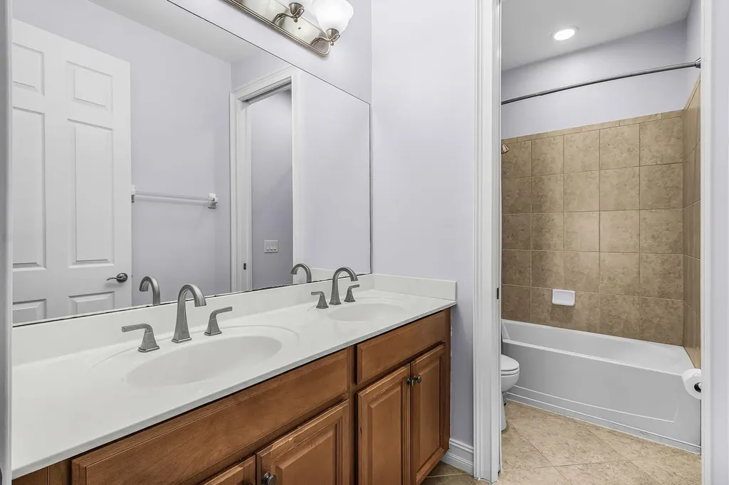 8108 Banyan Breeze Way Fort Myers FL 33908