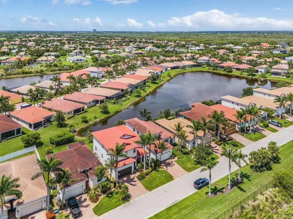 8108 Banyan Breeze Way Fort Myers FL 33908