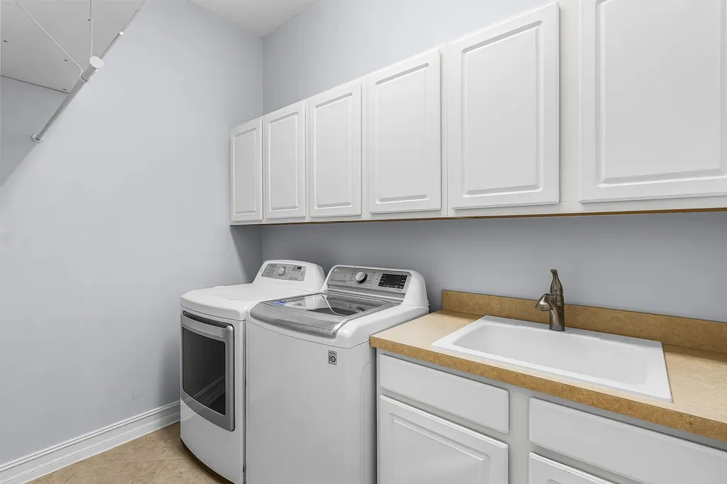 8108 Banyan Breeze Way Fort Myers FL 33908