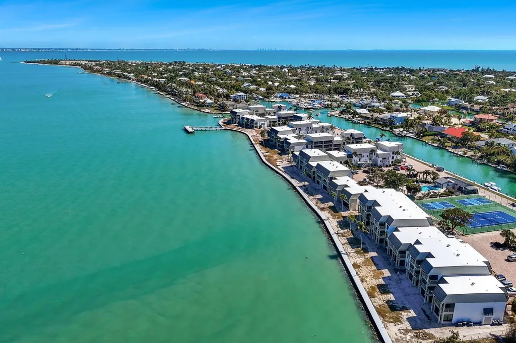 760 Sextant Drive Sanibel FL 33957