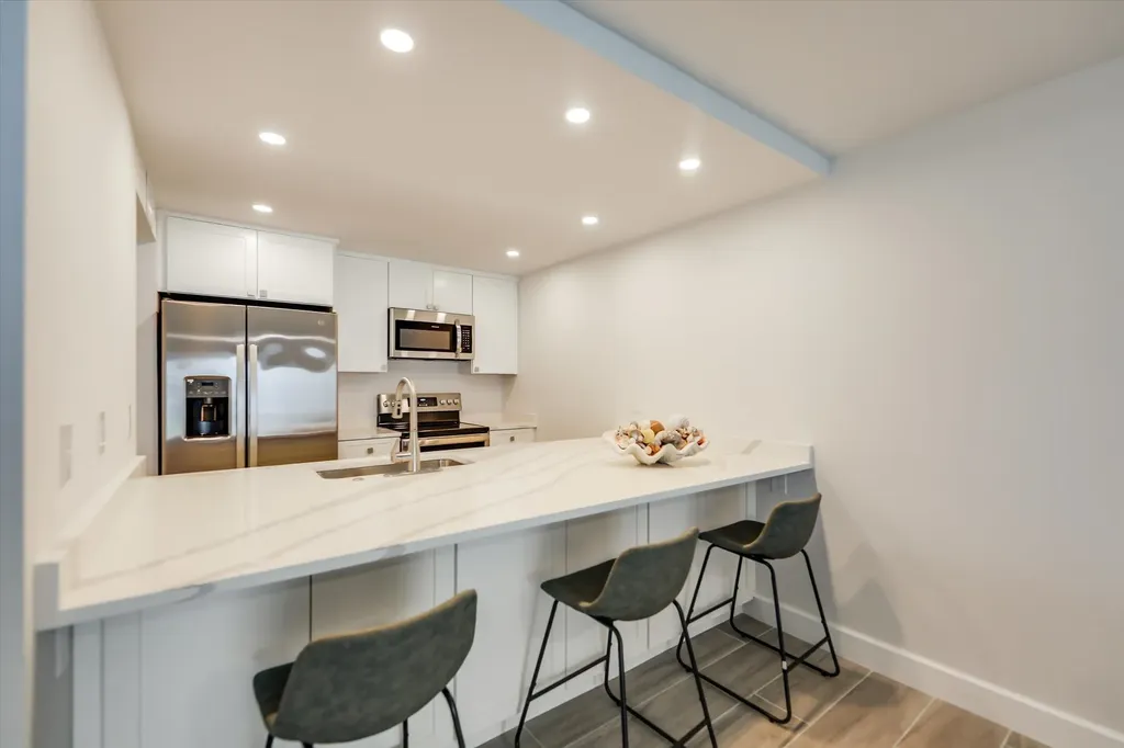 760 Sextant Drive Sanibel FL 33957