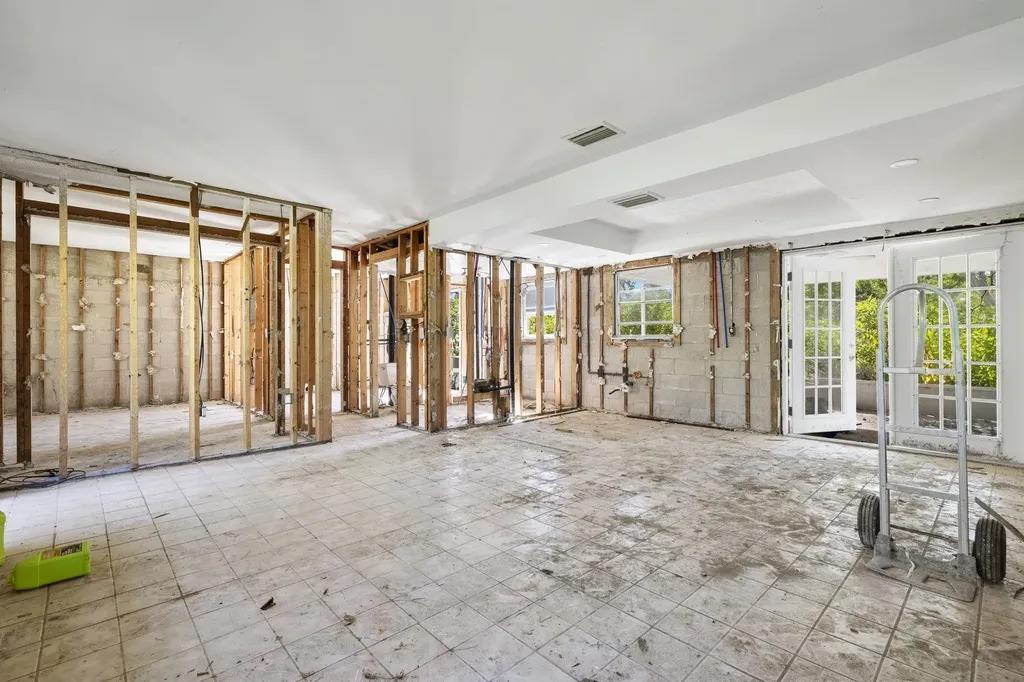 837 Casa Ybel Road Sanibel FL 33957