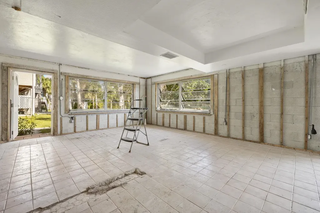 837 Casa Ybel Road Sanibel FL 33957