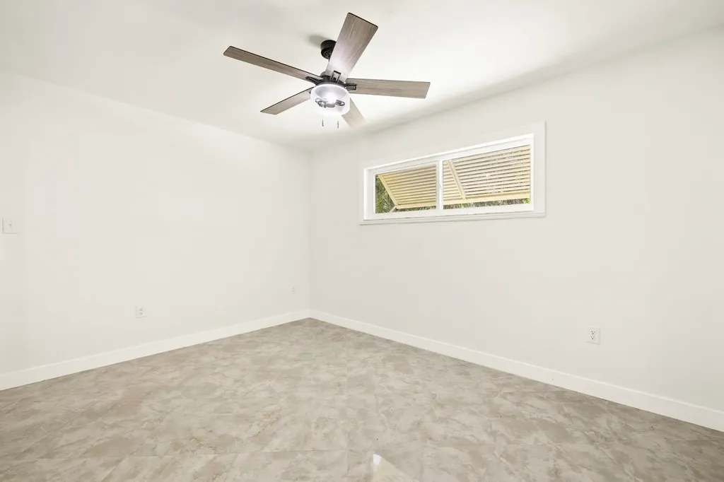 1672 Atlanta Plaza Drive Sanibel FL 33957