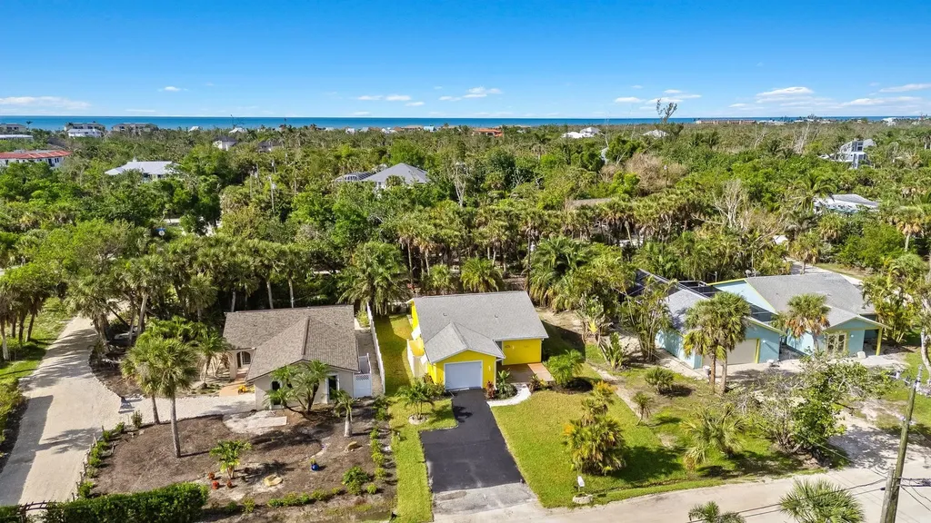1672 Atlanta Plaza Drive Sanibel FL 33957