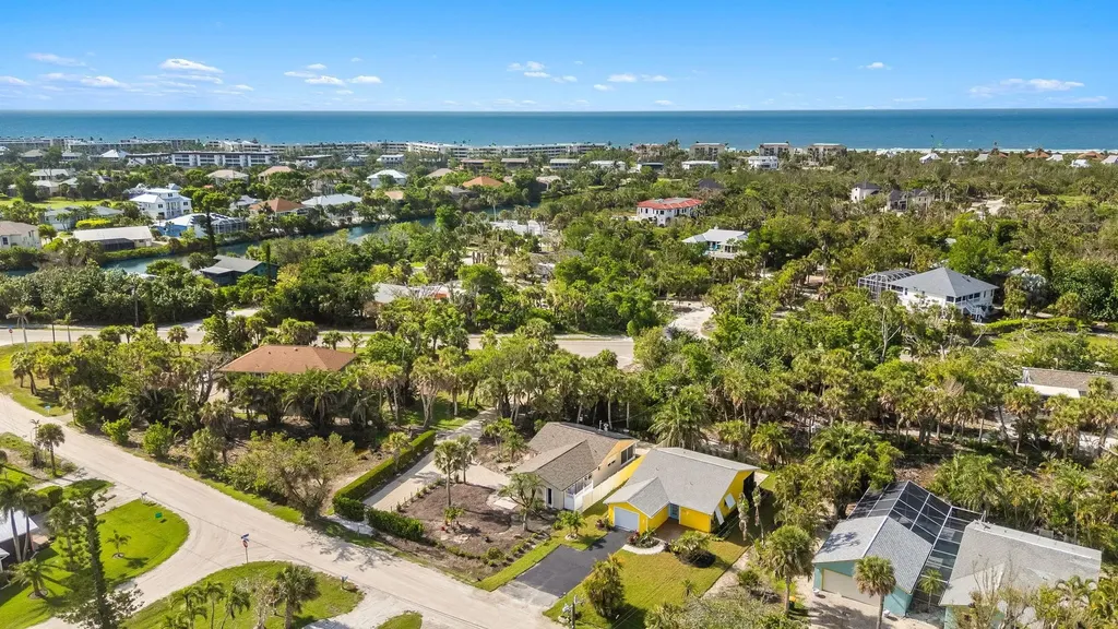 1672 Atlanta Plaza Drive Sanibel FL 33957