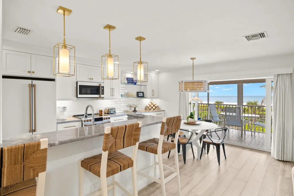 827 E Gulf Drive Sanibel FL 33957