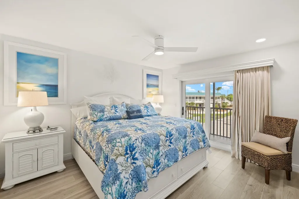 827 E Gulf Drive Sanibel FL 33957