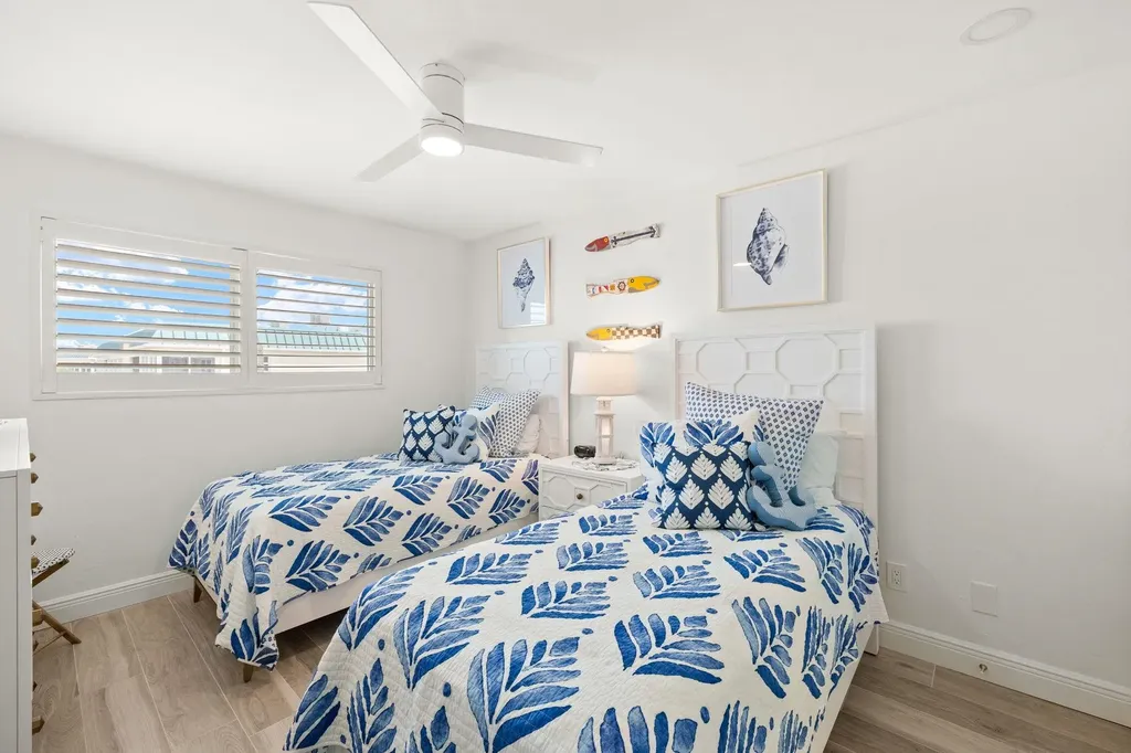 827 E Gulf Drive Sanibel FL 33957