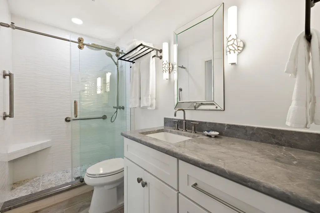 827 E Gulf Drive Sanibel FL 33957