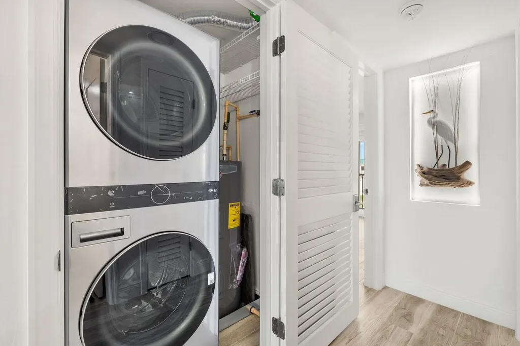 827 E Gulf Drive Sanibel FL 33957