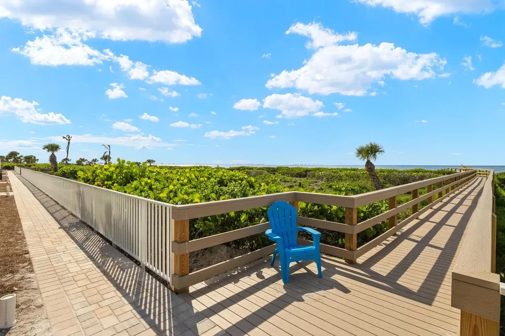 827 E Gulf Drive Sanibel FL 33957