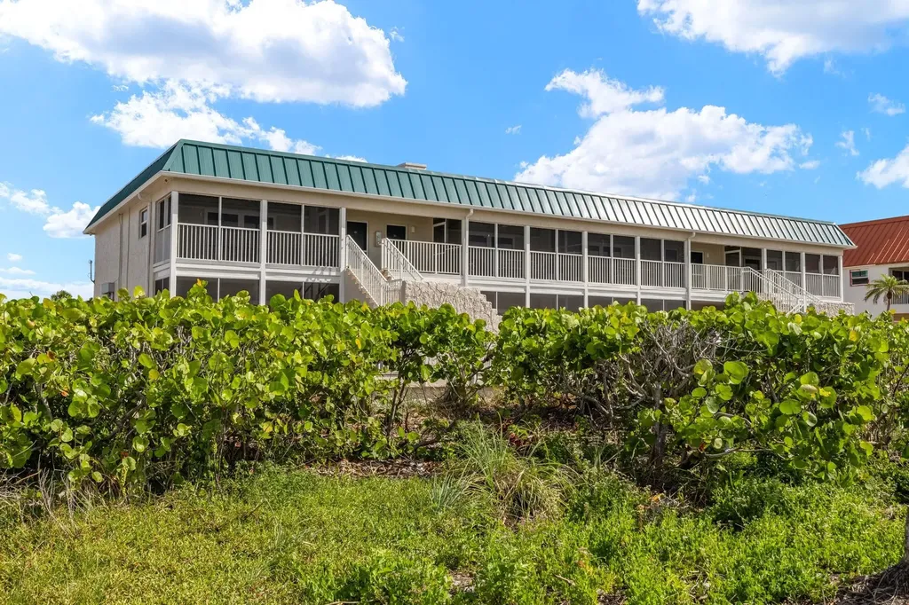 827 E Gulf Drive Sanibel FL 33957