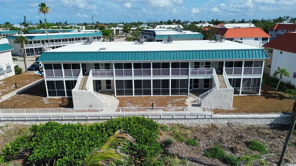 827 E Gulf Drive Sanibel FL 33957