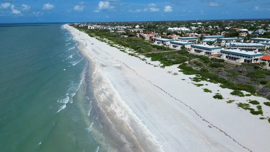 827 E Gulf Drive Sanibel FL 33957