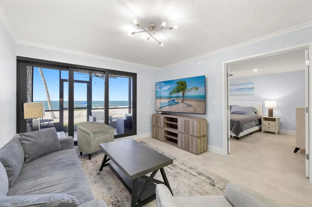 2445 W Gulf Drive Sanibel FL 33957