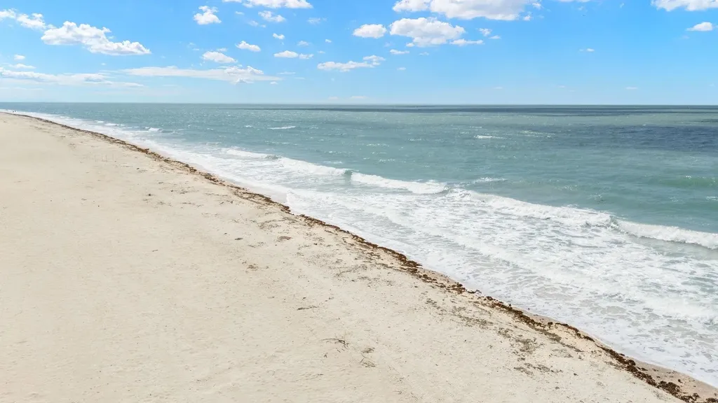 2445 W Gulf Drive Sanibel FL 33957