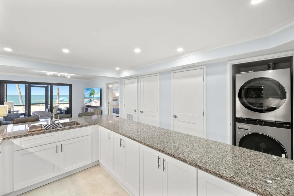 2445 W Gulf Drive Sanibel FL 33957