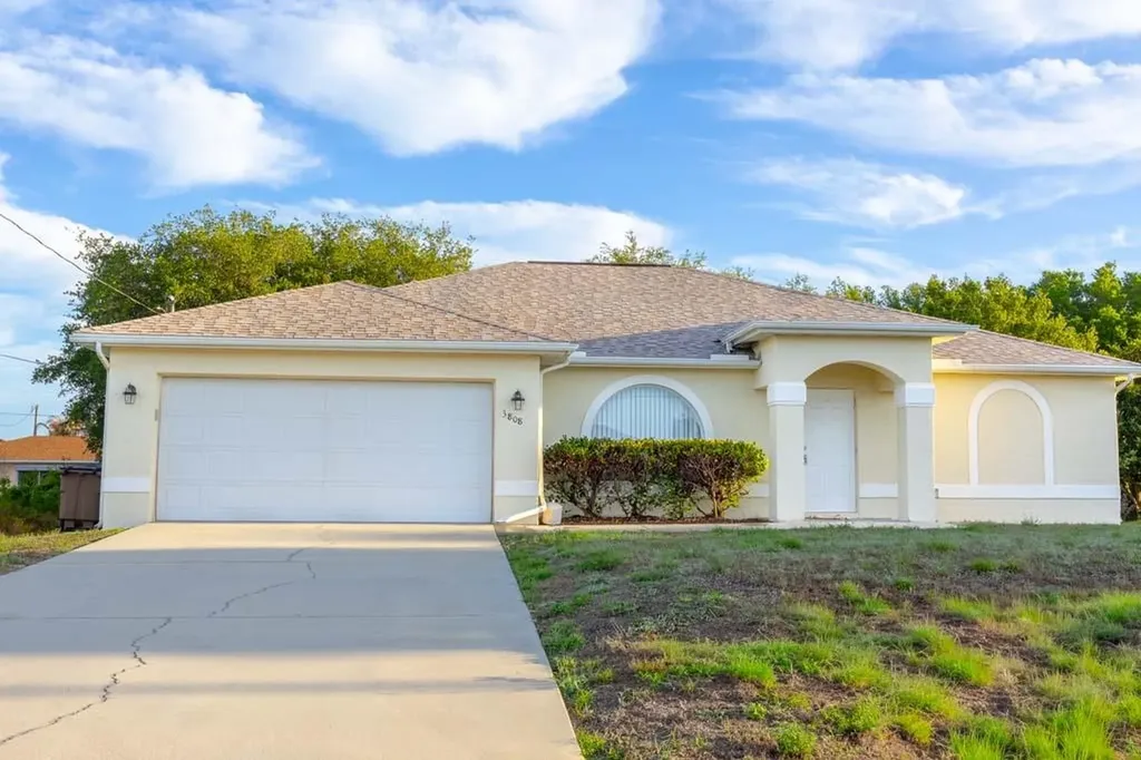 3808 27th Street Lehigh Acres FL 33976-3843
