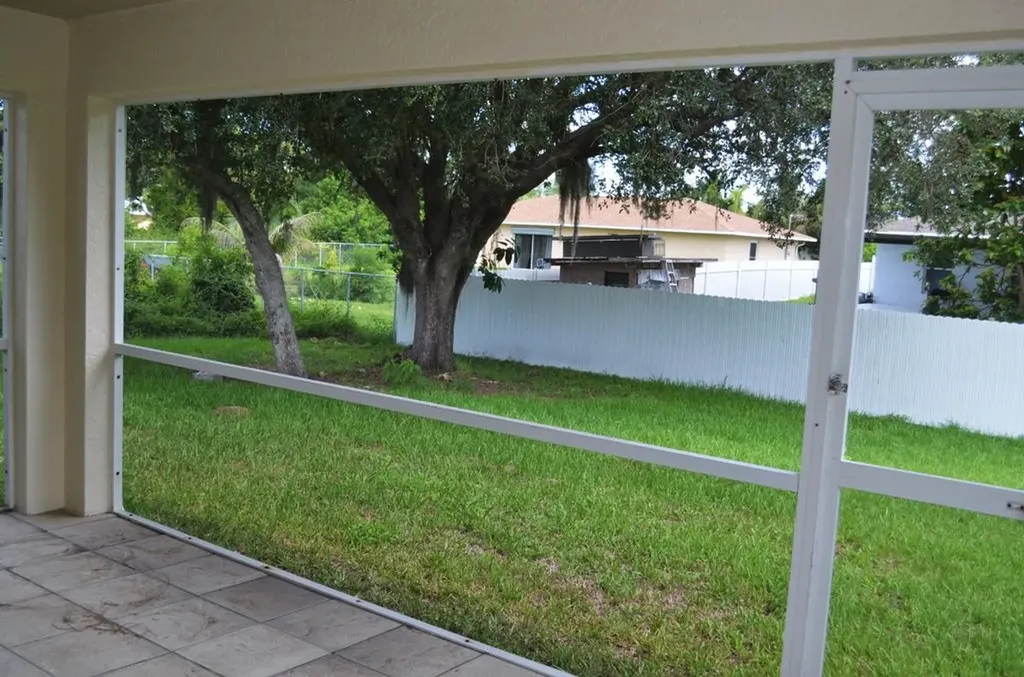 3808 27th Street Lehigh Acres FL 33976-3843