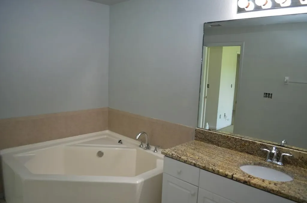 3808 27th Street Lehigh Acres FL 33976-3843