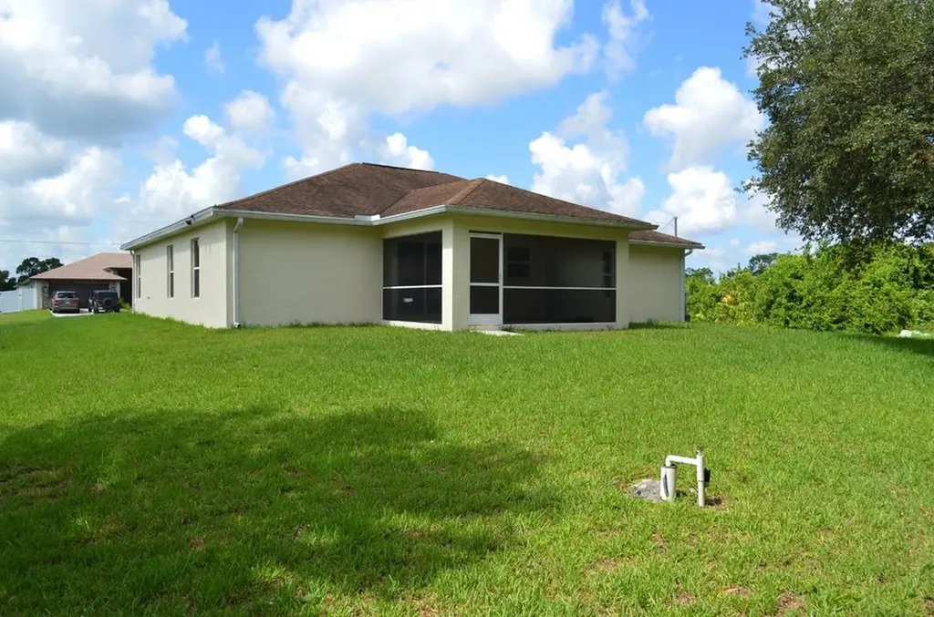 3808 27th Street Lehigh Acres FL 33976-3843