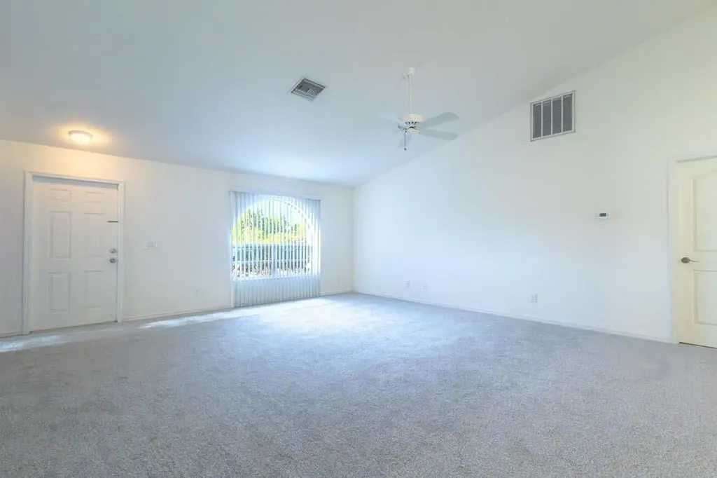 3808 27th Street Lehigh Acres FL 33976-3843