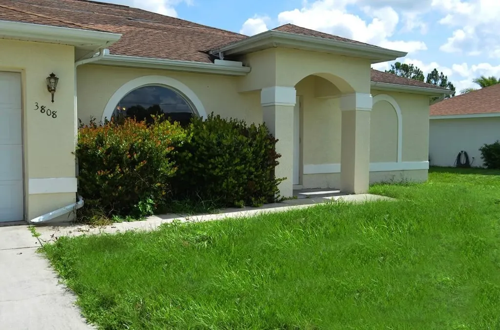 3808 27th Street Lehigh Acres FL 33976-3843