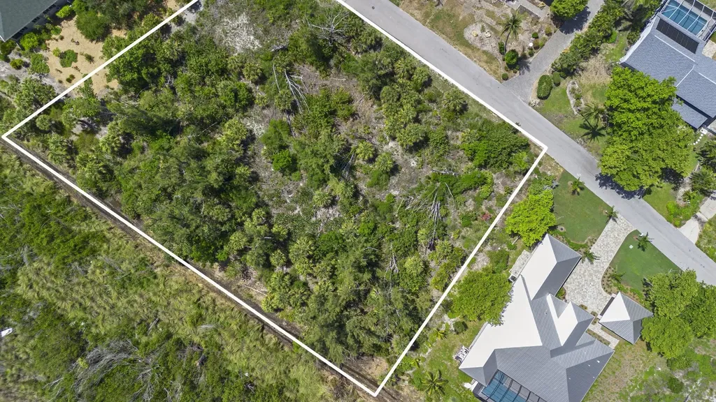 554 Lake Murex Circle Sanibel FL 33957