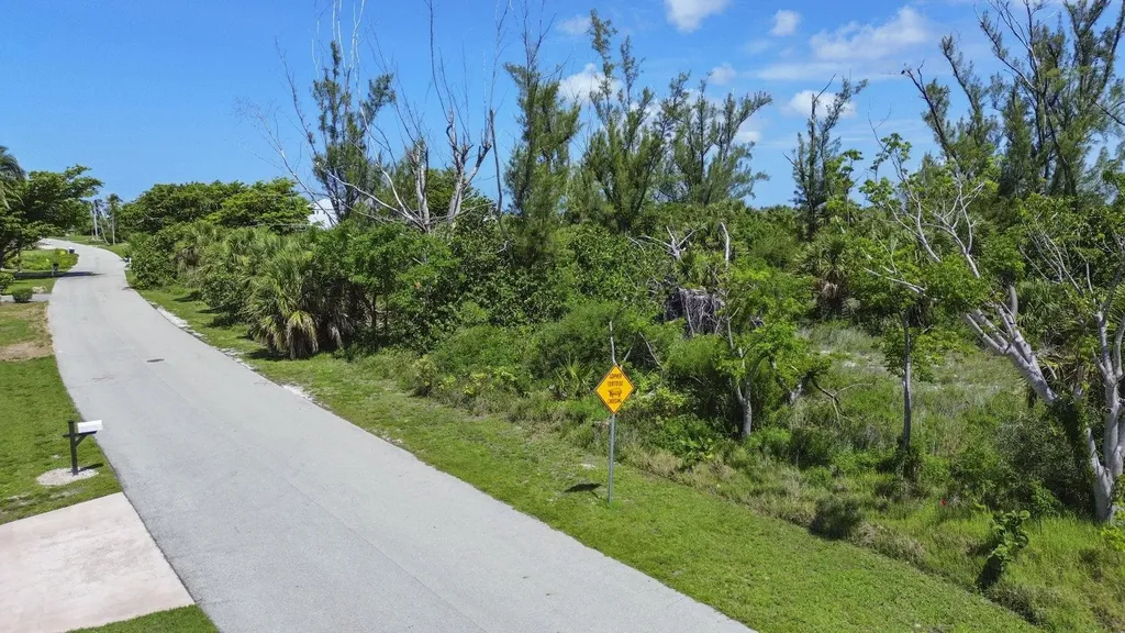 554 Lake Murex Circle Sanibel FL 33957