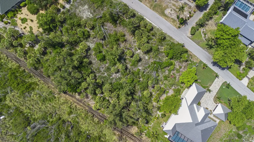 554 Lake Murex Circle Sanibel FL 33957