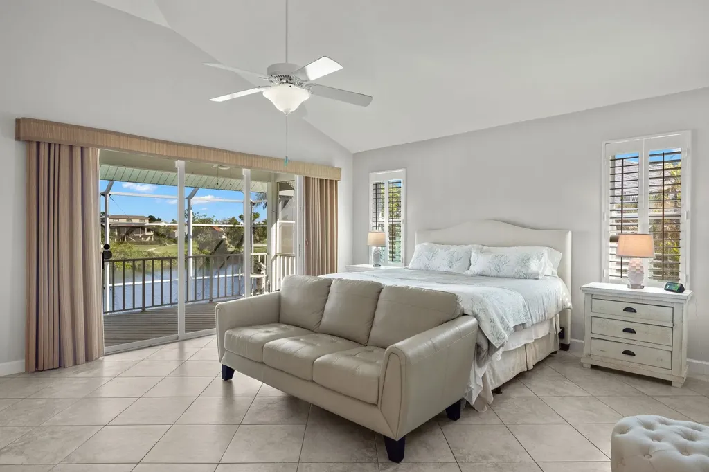 1564 Middle Gulf Drive Sanibel FL 33957