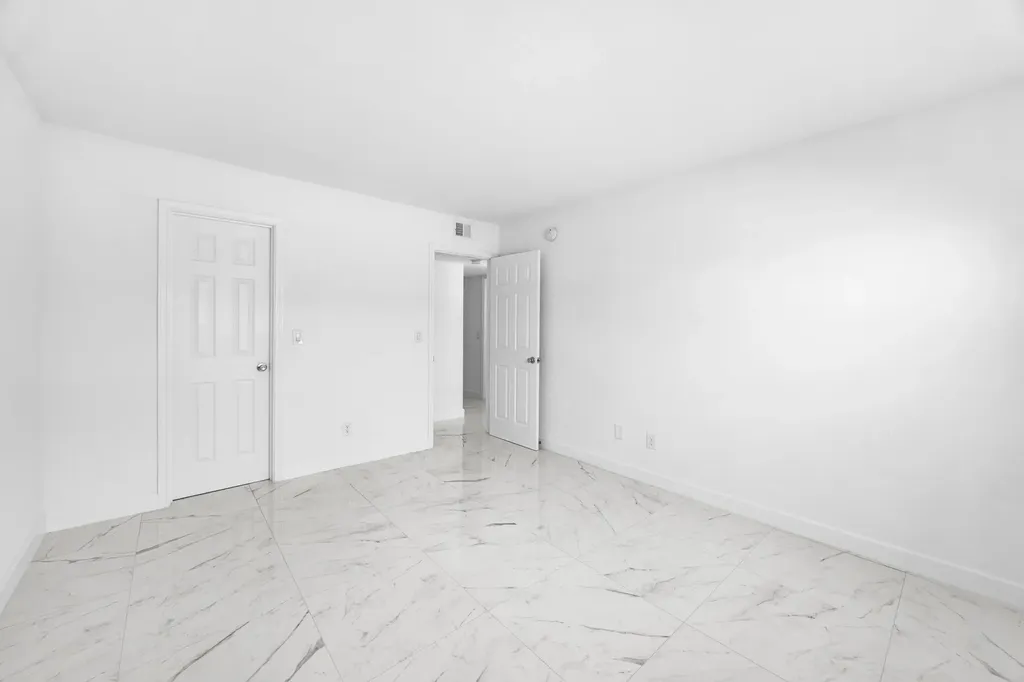 601 Periwinkle Way Sanibel FL 33957